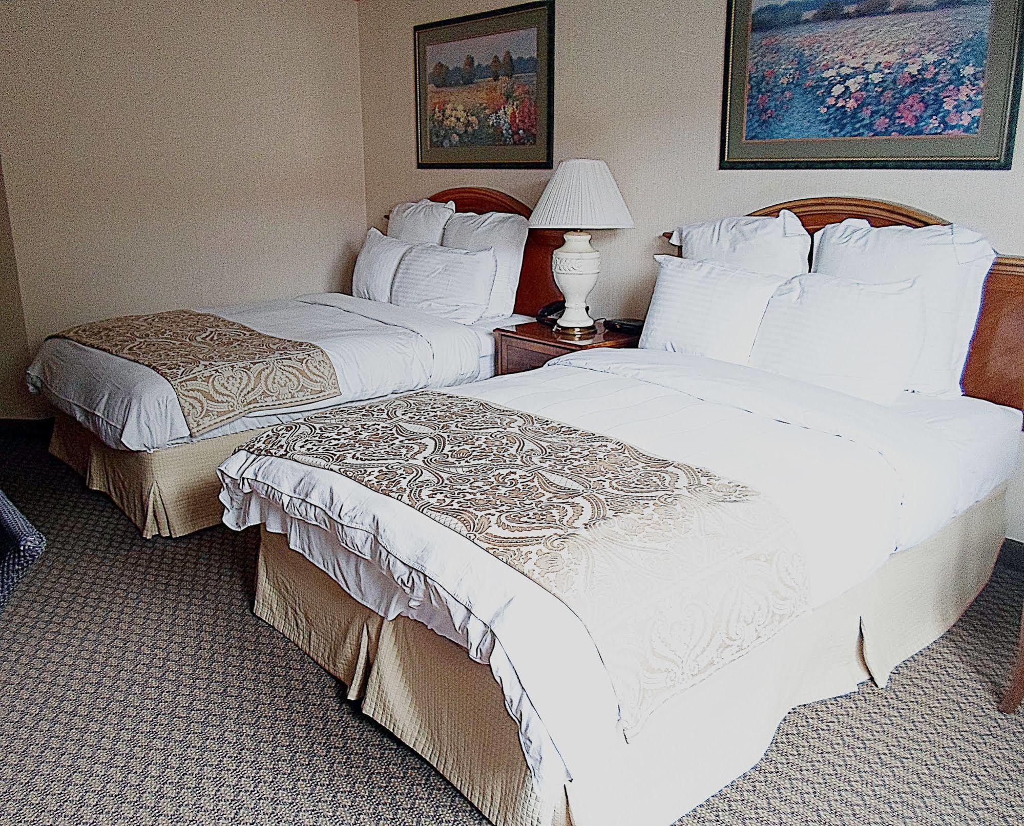 Quail Hollow Resort Trademark Collection By Wyndham Painesville Экстерьер фото
